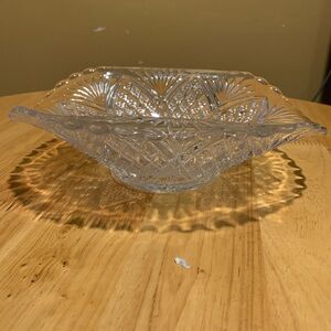 Tarentum Glass Co. Pressed Glass Virgina Bowl